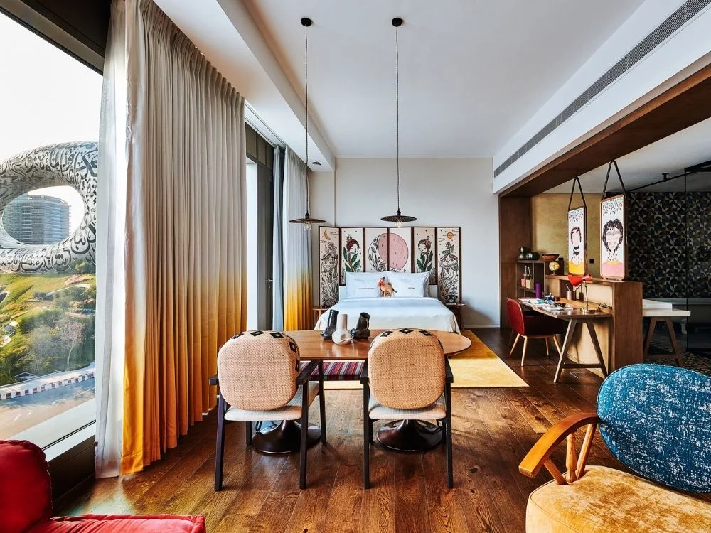 Pokój z widokiem na Dubaj w 25hours Hotel One Central