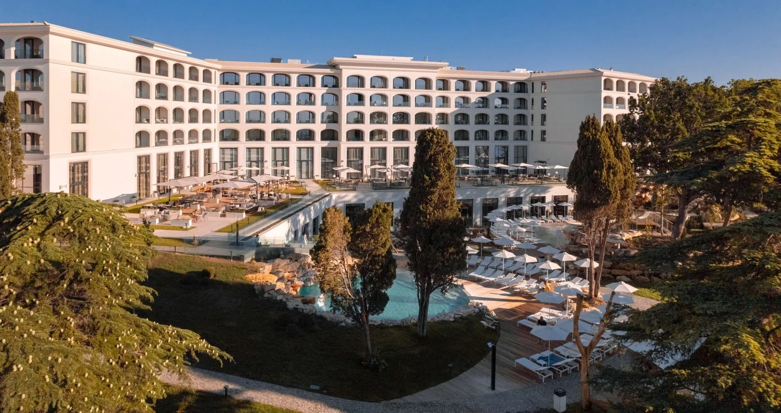 Hotel Esana Aquahouse Hotel