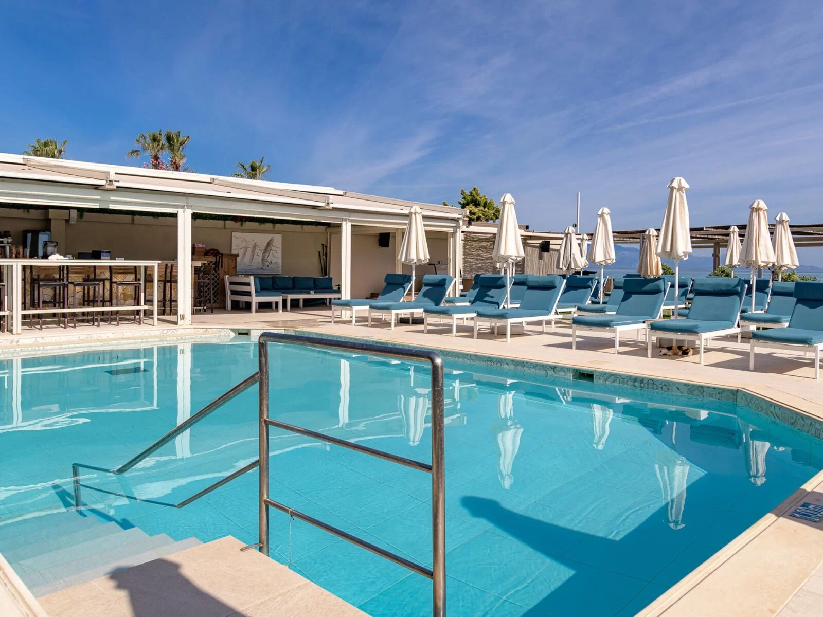 Hotel Iakinthos - Tsilivi Beach