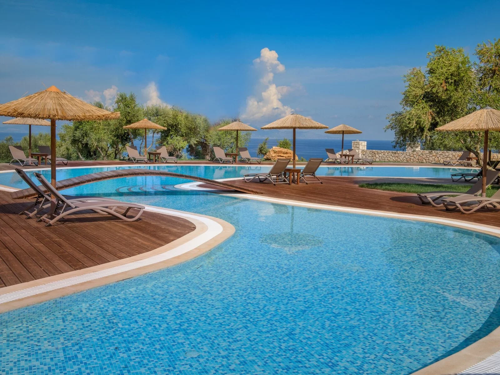 Hotel Elegance Luxury Executive Suites