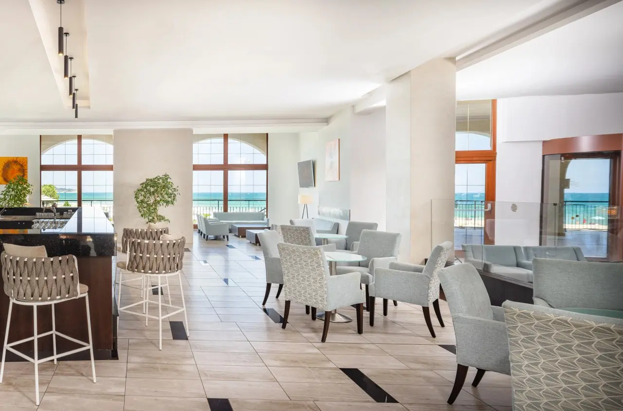 Alua Helios Bay — ALUA HELIOS BAY