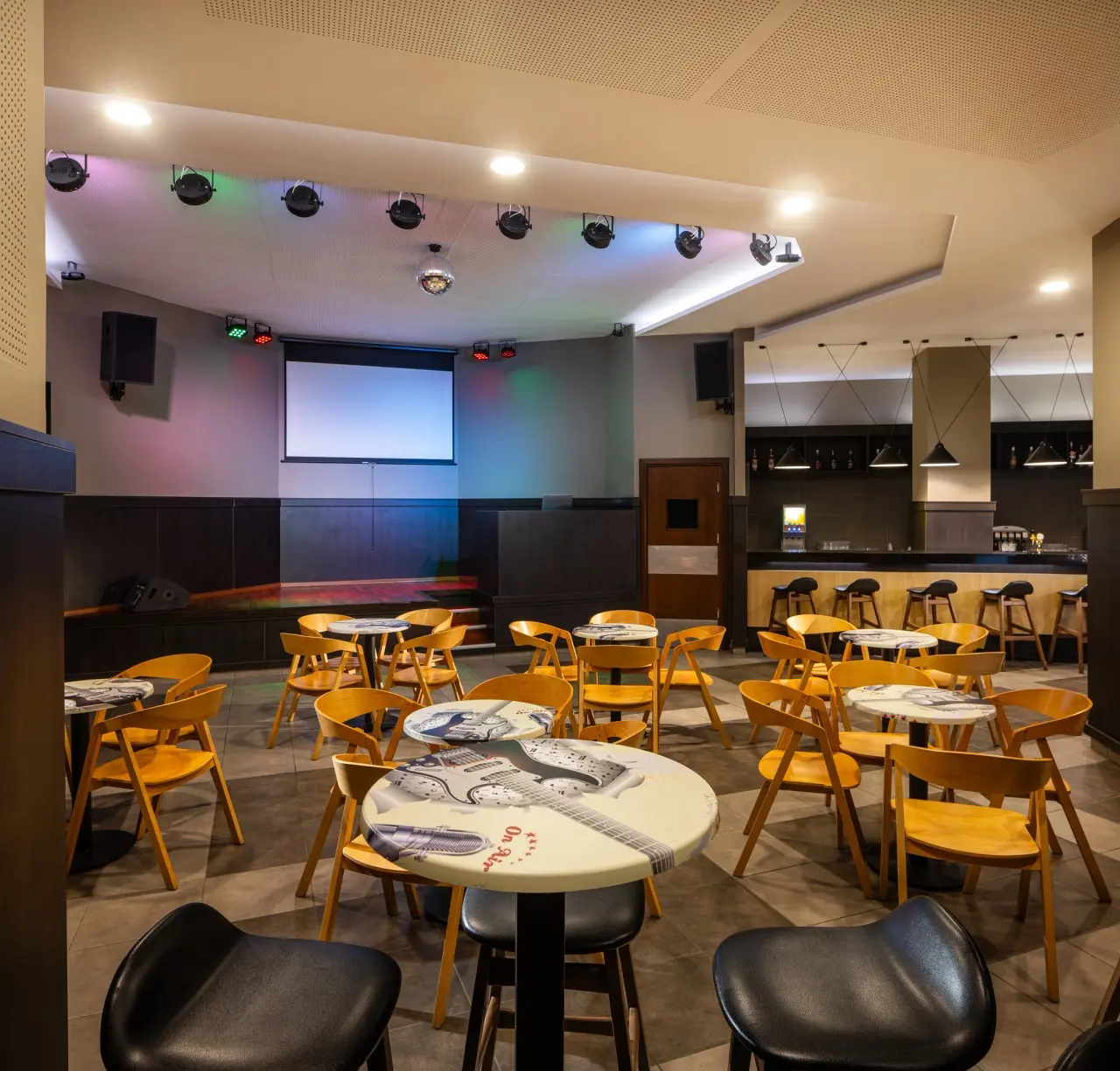 Alua Helios Bay — ALUA HELIOS BAY