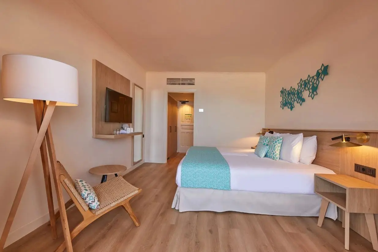 AluaSoul Zakynthos — ALUASOUL ZAKYNTHOS