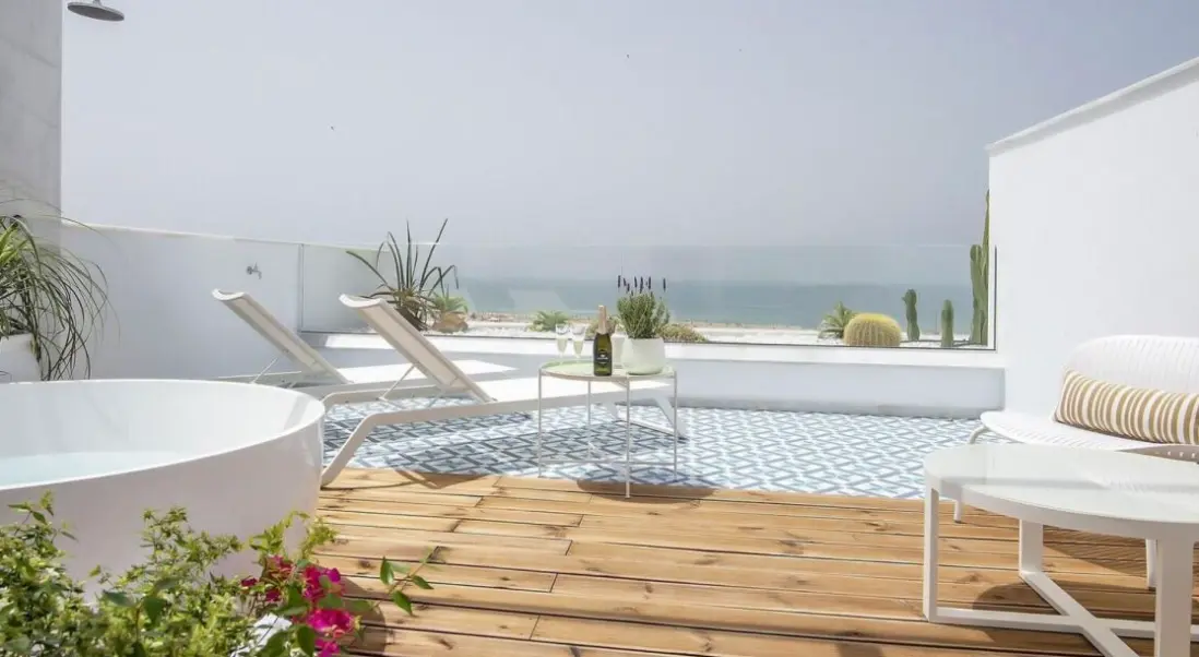 Widok z hotelu Alzocaire Hostal Boutique
