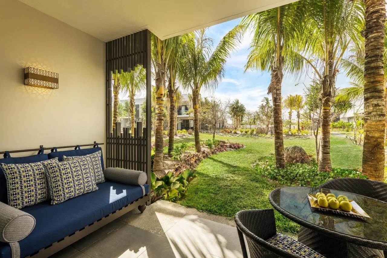 Anantara Iko Mauritius Resort & Villas — ANANTARA IKO MAURITIUS RESORTS & VILLAS