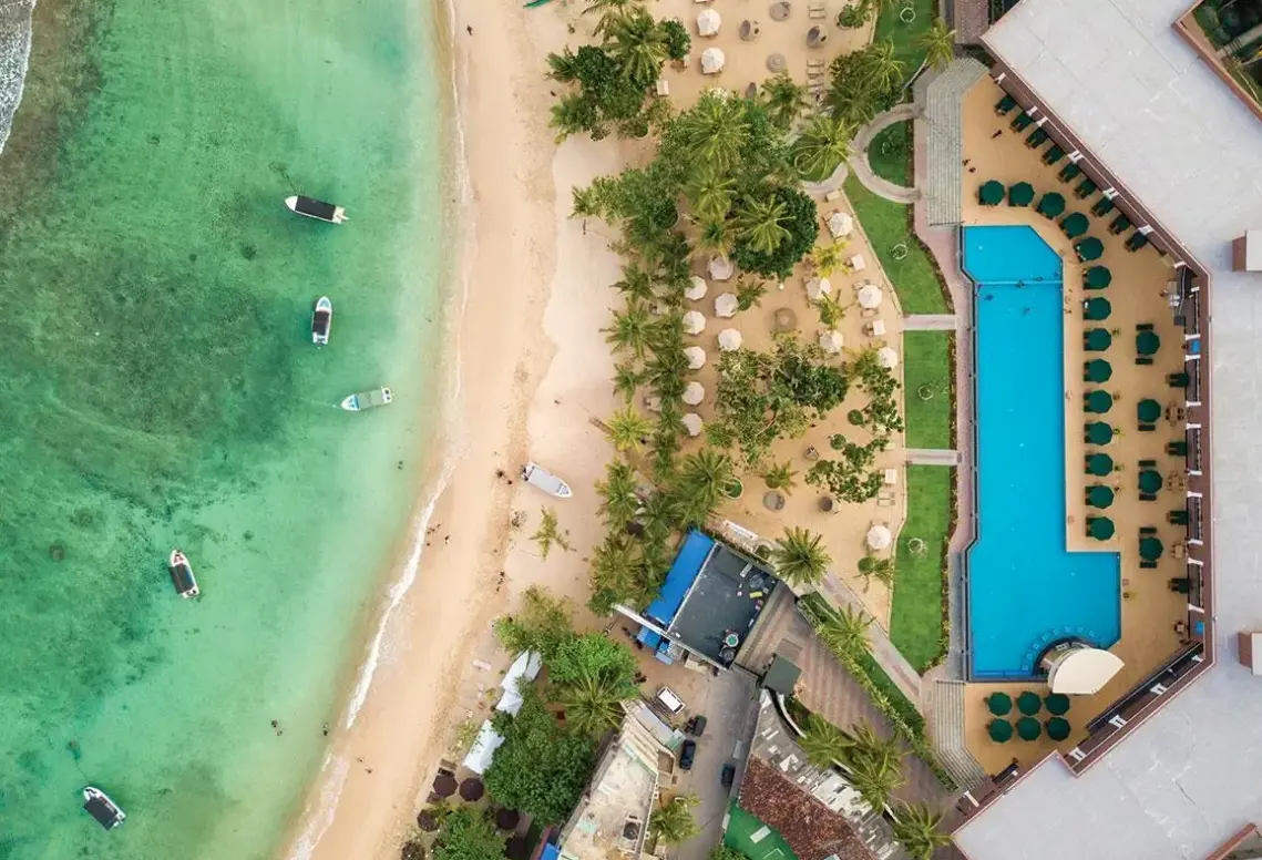 Obiekt hotelu Araliya Beach Resort