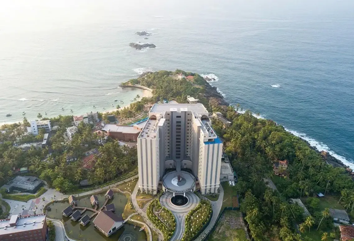 Obiekt hotelu Araliya Beach Resort