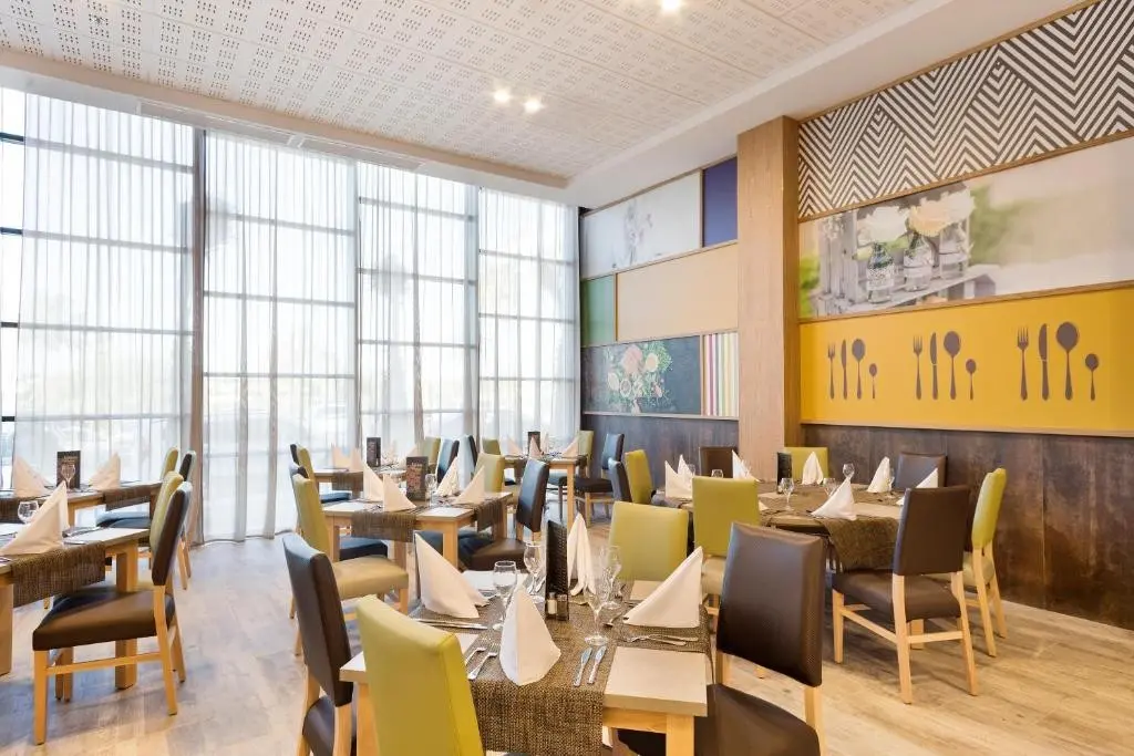 Best Costa Ballena — BEST COSTA BALLENA