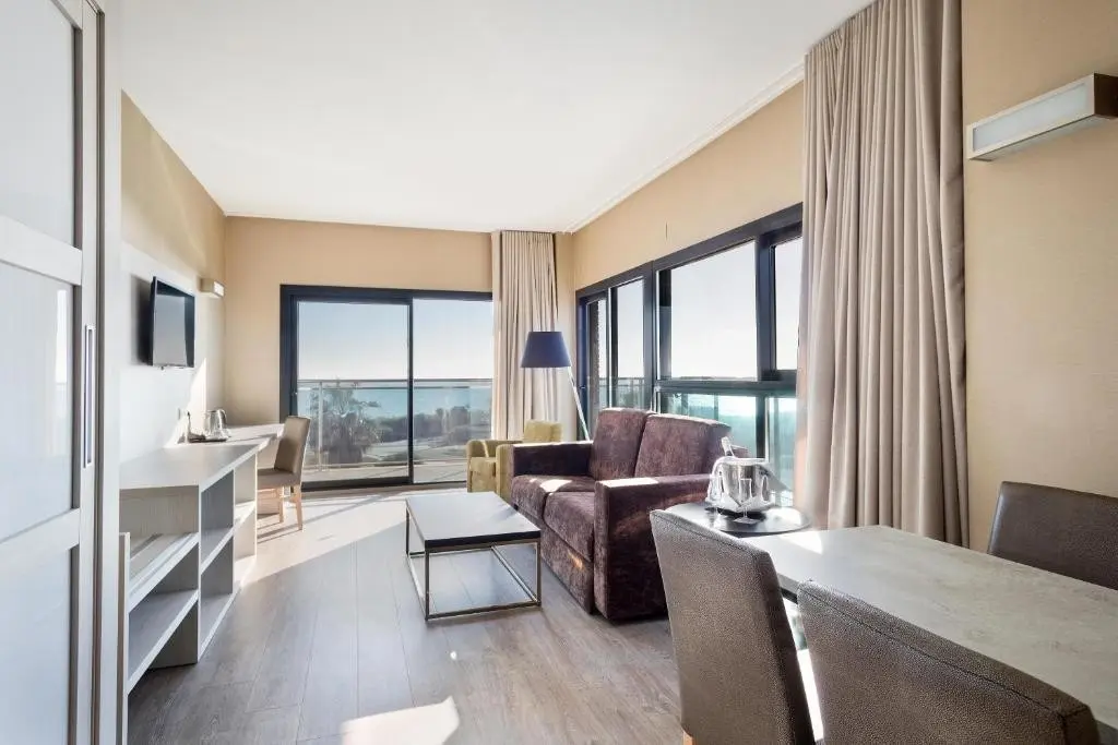 Best Costa Ballena — BEST COSTA BALLENA