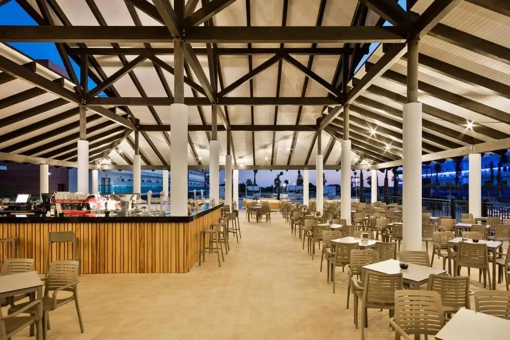 Best Costa Ballena — BEST COSTA BALLENA