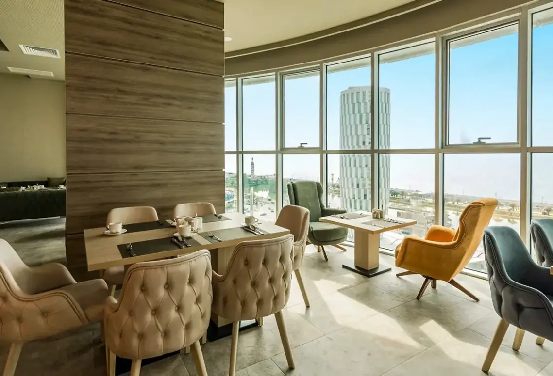 Restauracja i jedzenie w hotelu Best Western Premier Batumi