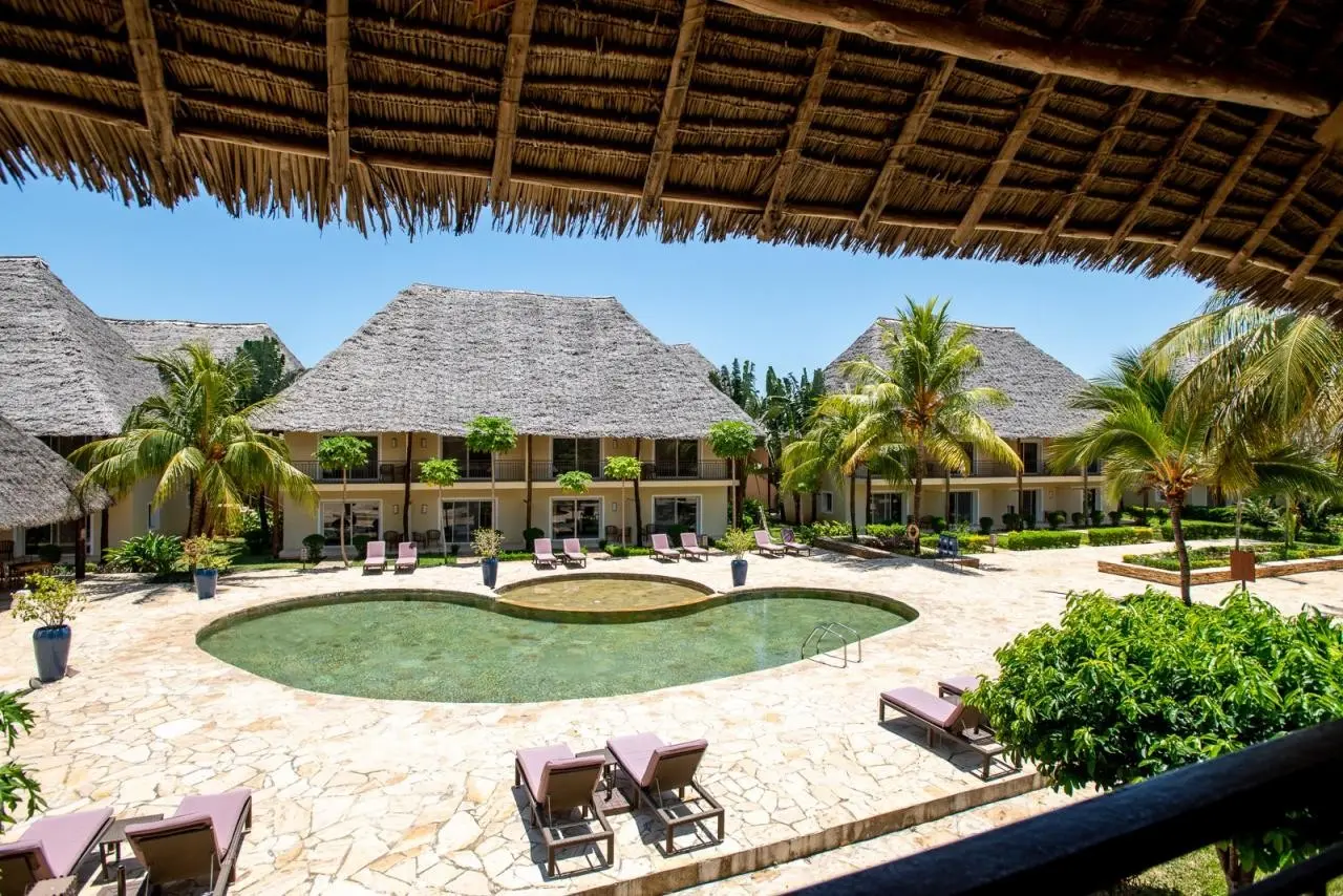 Bluebay Beach Resort & Spa — gallery