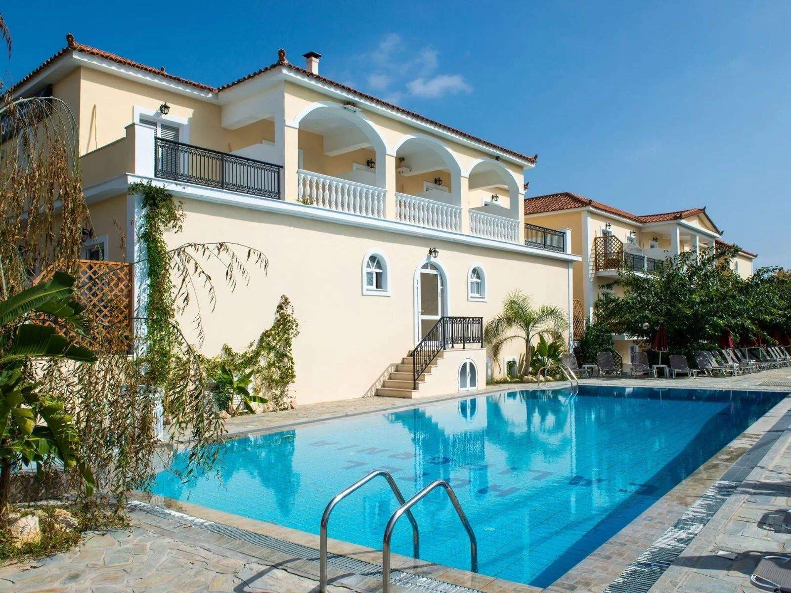 Hotel California Beach