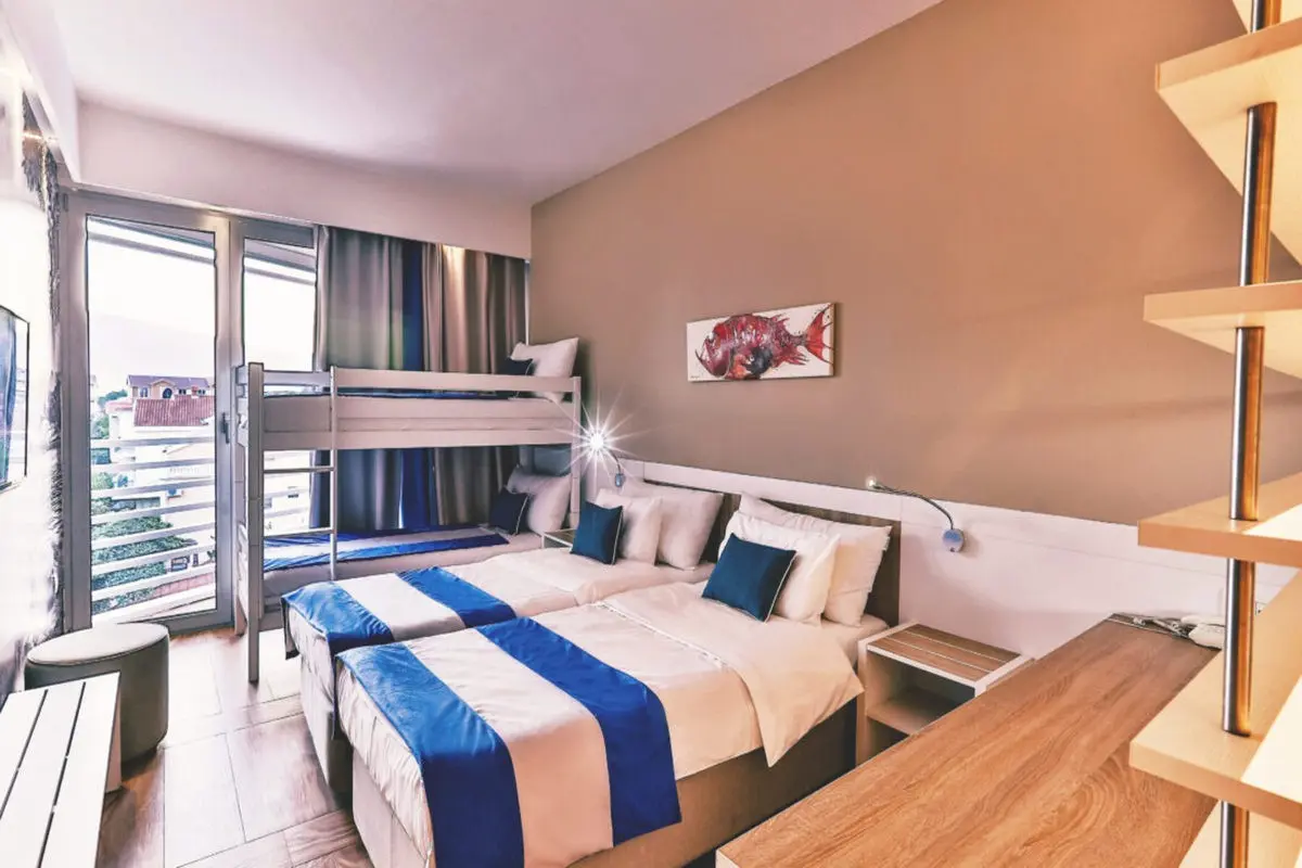 Pokój w hotelu Carine Hotel Delfin
