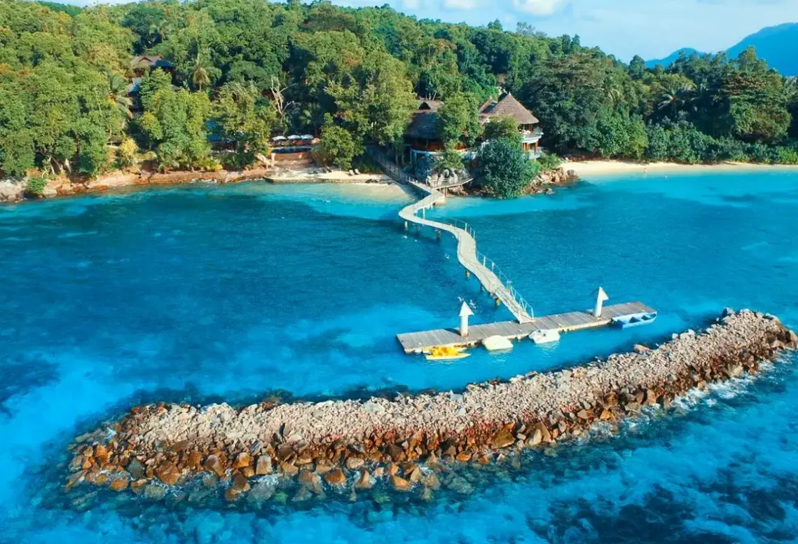 Plaża przy hotelu Cerf Island Resort