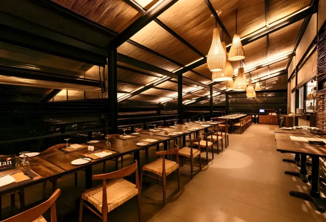 Restauracja i jedzenie w hotelu Cinnamon Wild Yala