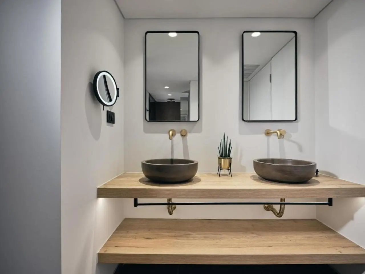 Contessina — CONTESSINA HOTEL