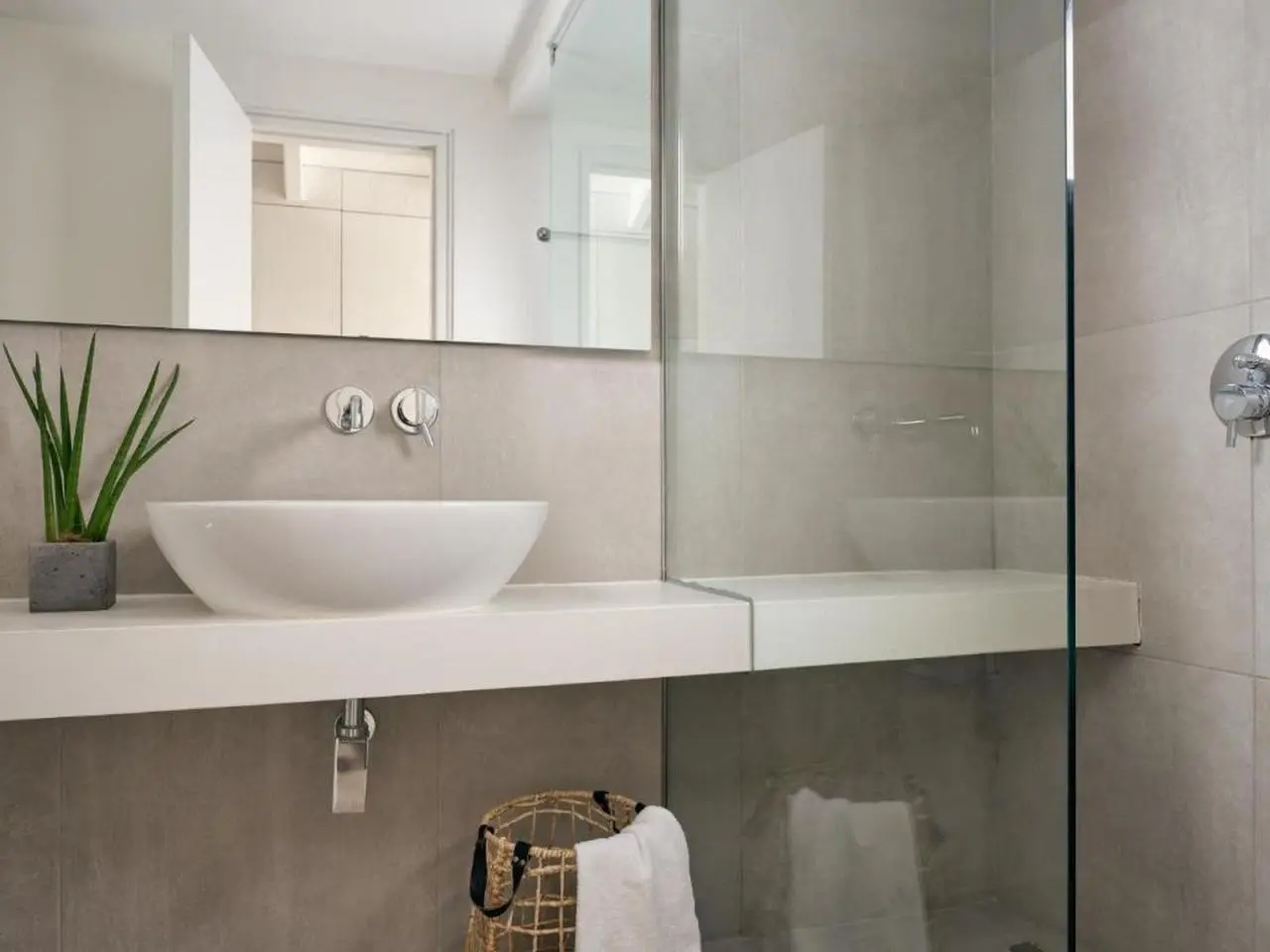 Contessina — CONTESSINA HOTEL