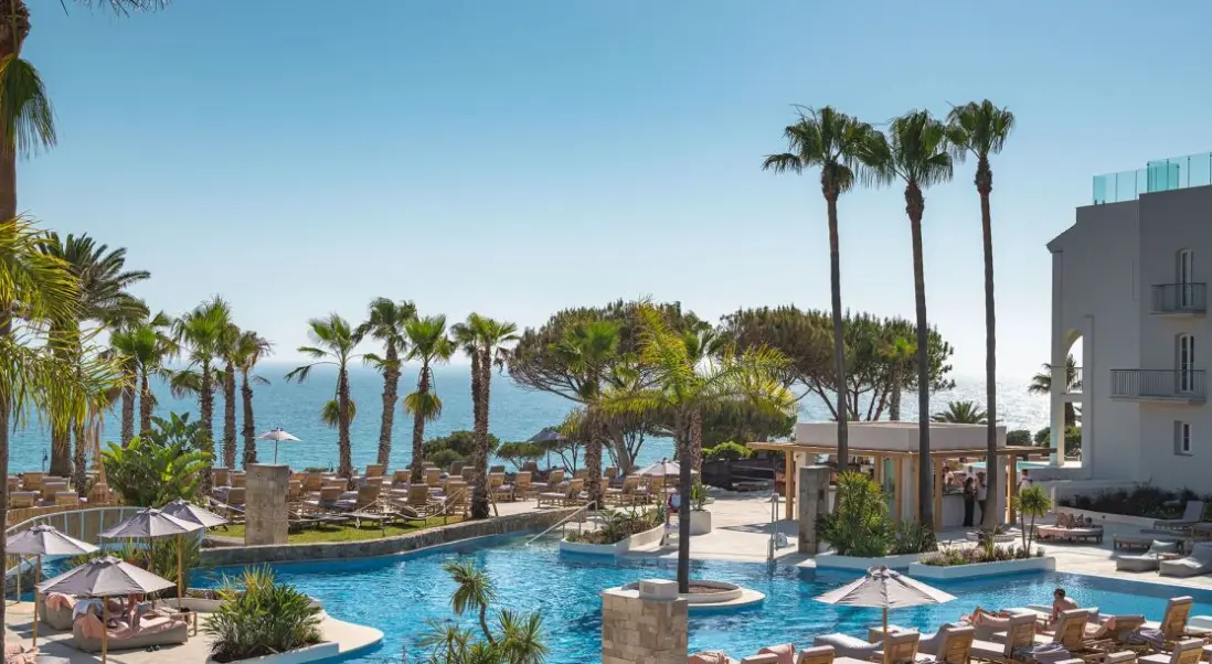 Basen w hotelu Daia Slow Beach Conil