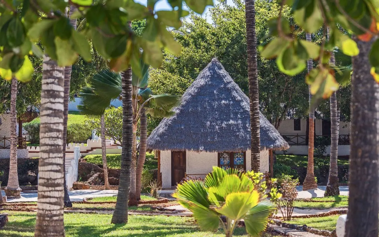 Diamonds Mapenzi Beach Club — DIAMONDS MAPENZI BEACH