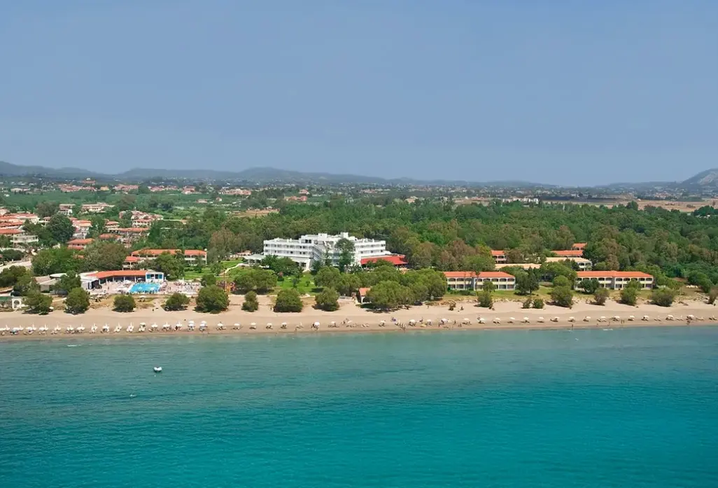 Plaża przy hotelu Domes Aulus Zante, Autograph Collection
