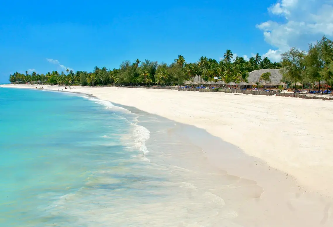 Plaża przy hotelu Dongwe Club Vacanze
