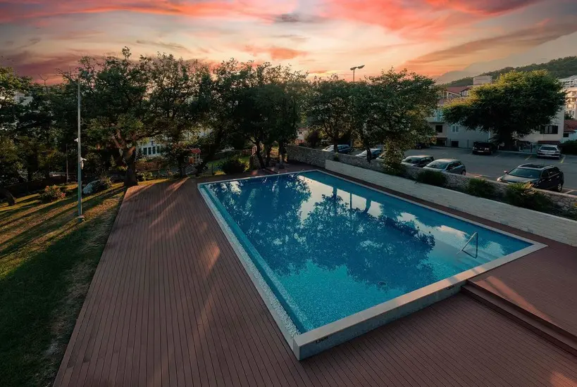 Eurostars Queen of Montenegro — EUROSTARS QUEEN OF MONTENEGRO