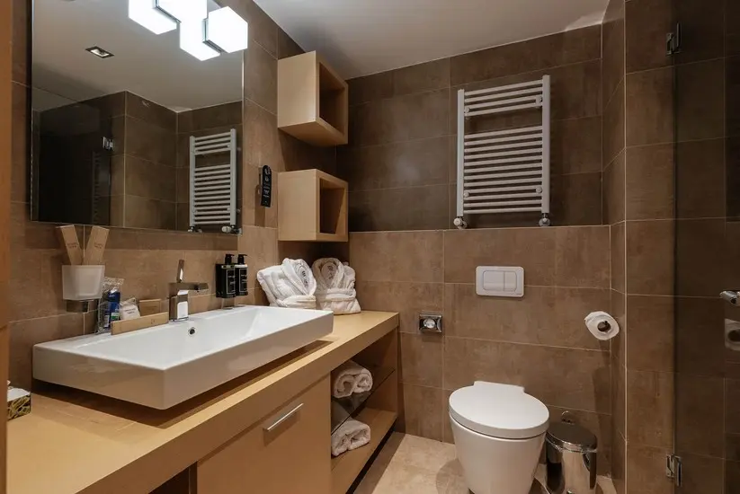 Eurostars Queen of Montenegro — EUROSTARS QUEEN OF MONTENEGRO