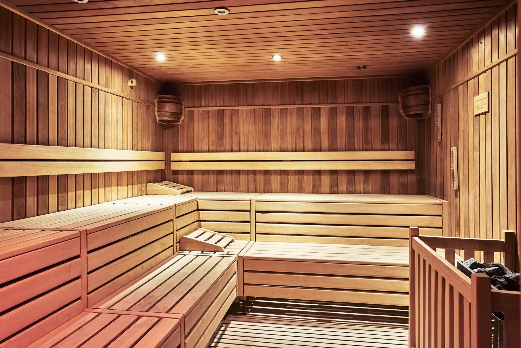 Eurostars Queen of Montenegro — EUROSTARS QUEEN OF MONTENEGRO