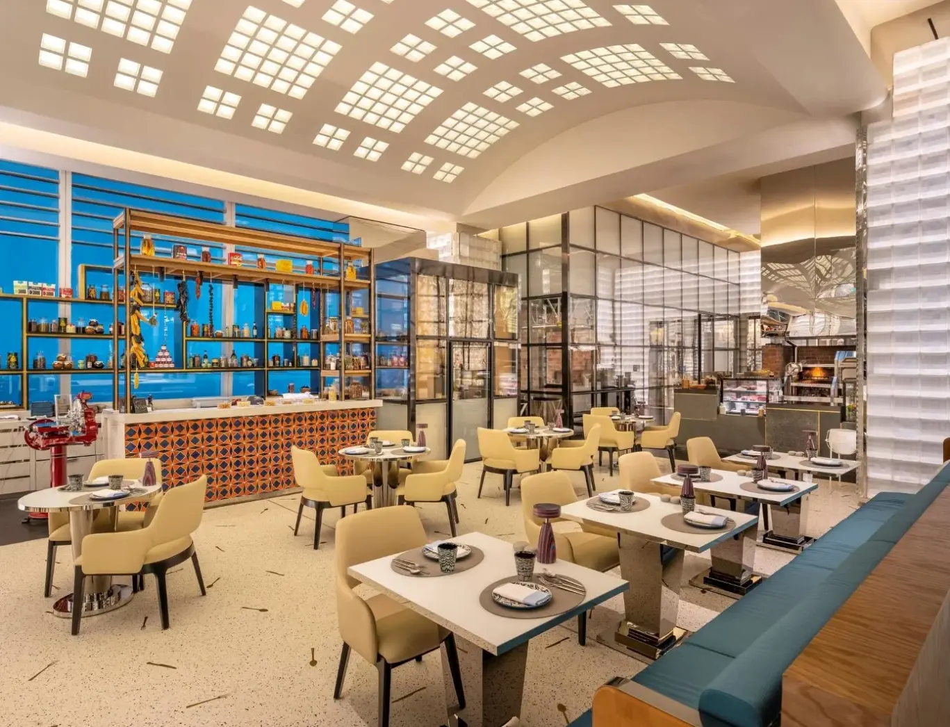 Restauracja i jedzenie w hotelu Fairmont Doha