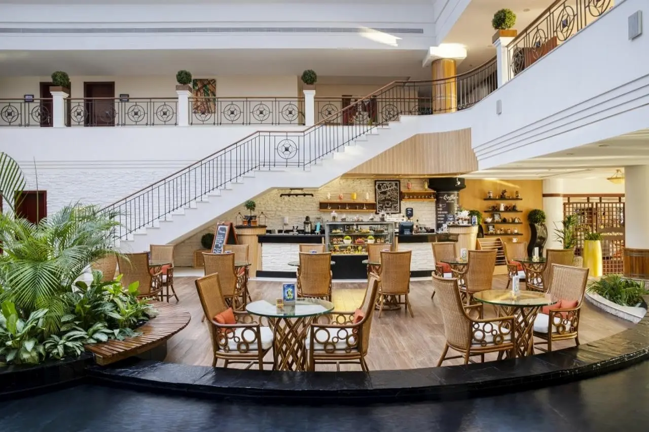 Fujairah Rotana Resort & Spa — FUJAIRAH ROTANA RESORT & SPA