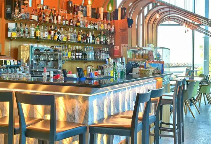 Restauracja i jedzenie w hotelu Gergana Beach