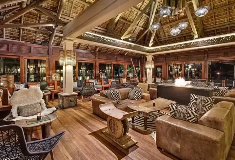 Lobby hotelu Heritage Awali Golf & Spa Resort