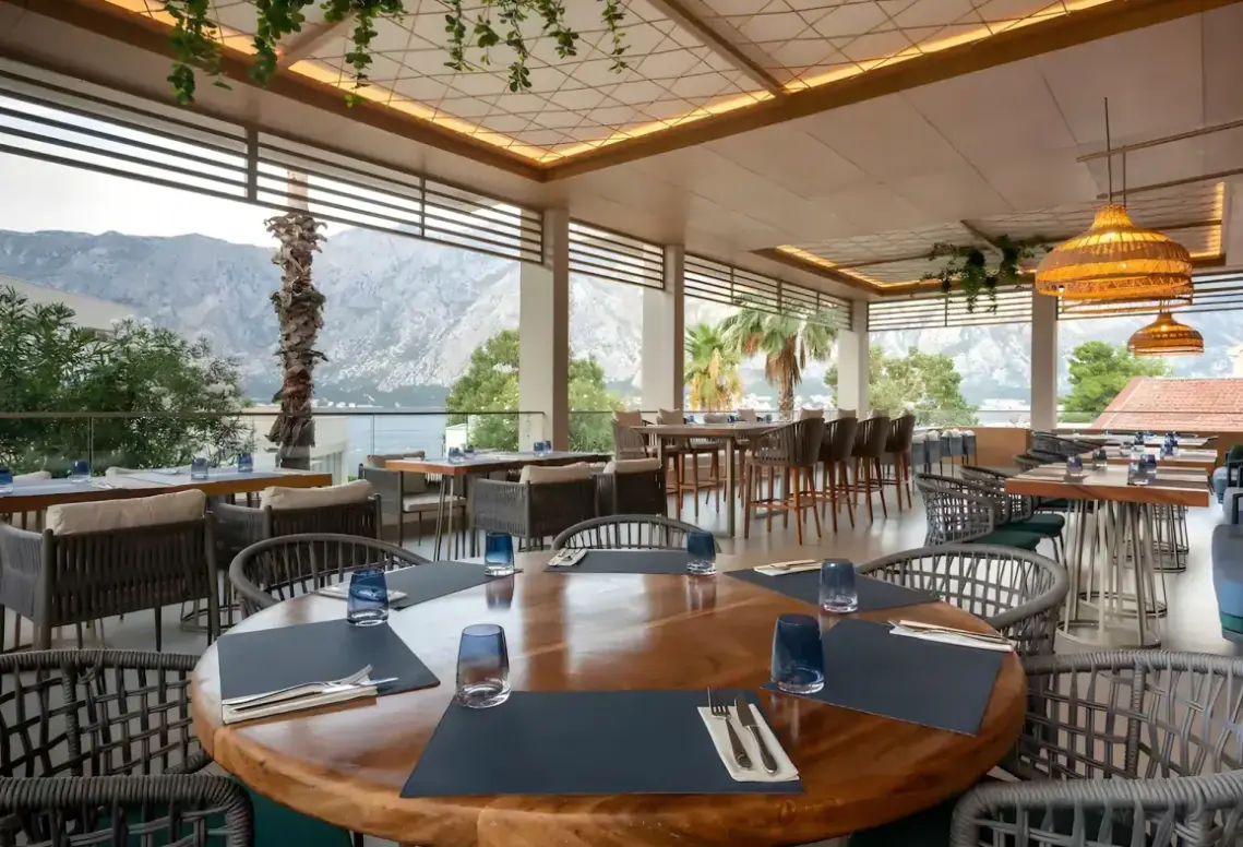 Restauracja i jedzenie w hotelu Hyatt Regency Kotor Bay Resort