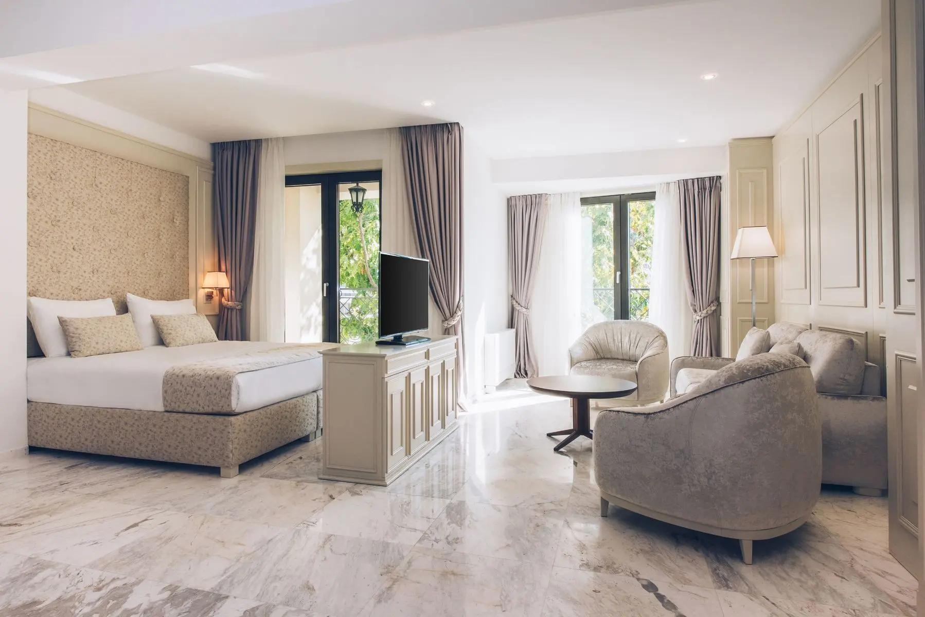 Iberostar Waves Slavija — IBEROSTAR WAVES SLAVIJA