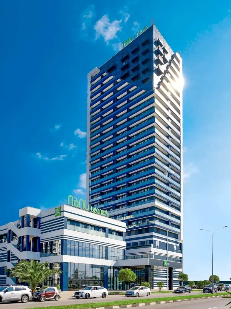 Obiekt hotelu Ibis Batumi