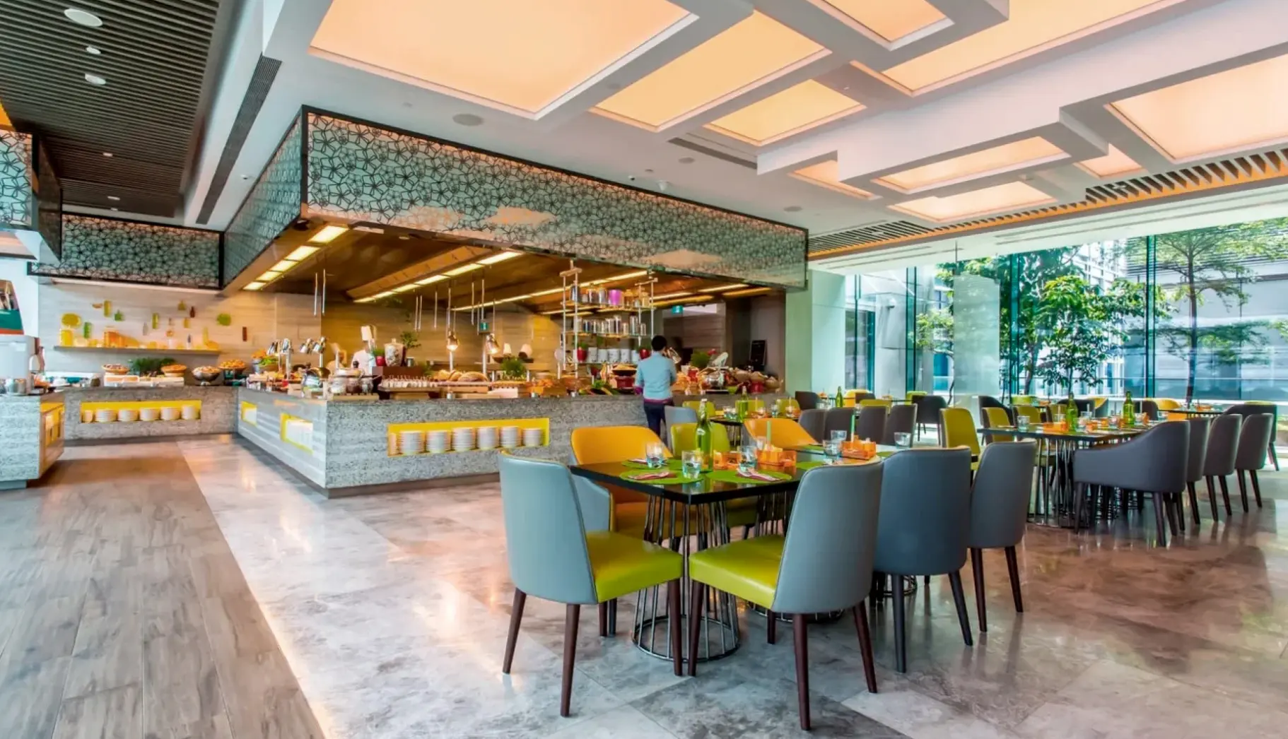 Restauracja i jedzenie w hotelu Jen Singapore Orchardgateway by Shangri-La