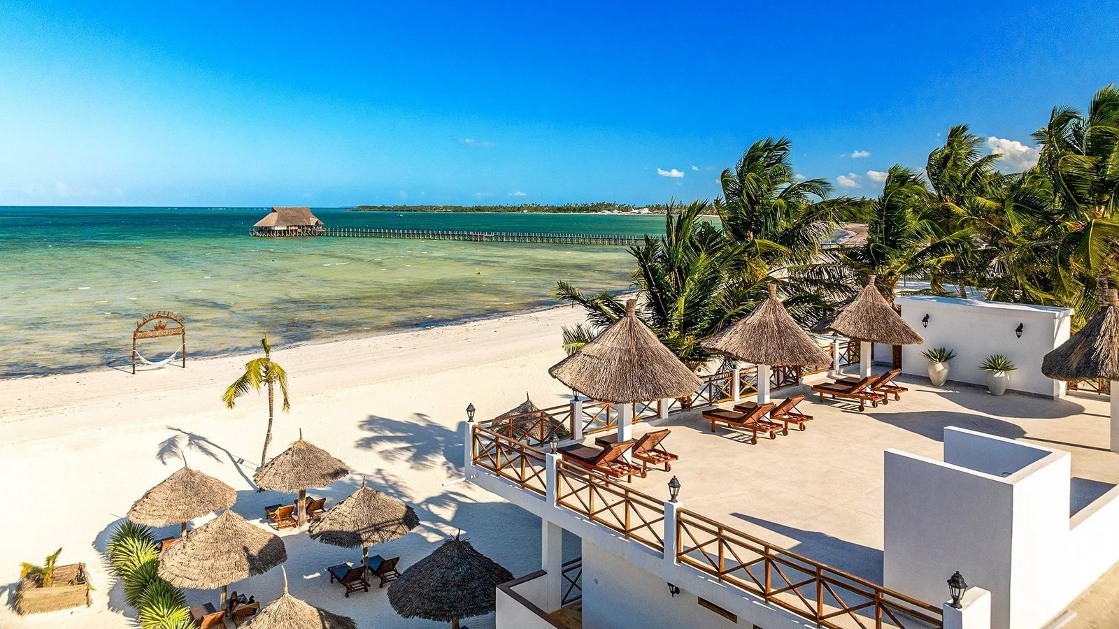 Hotel Karibu Beach Resort