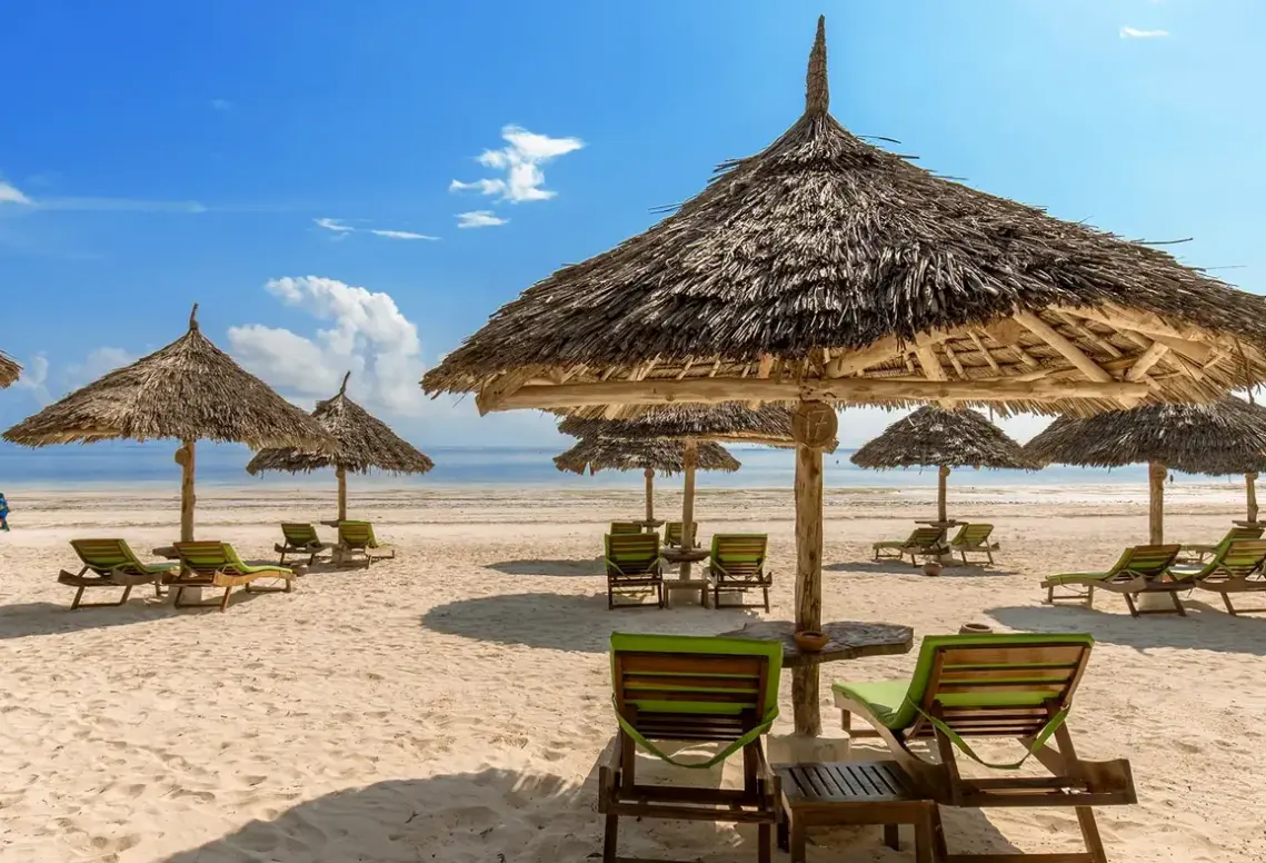 Plaża przy hotelu Kiwengwa Beach Resort