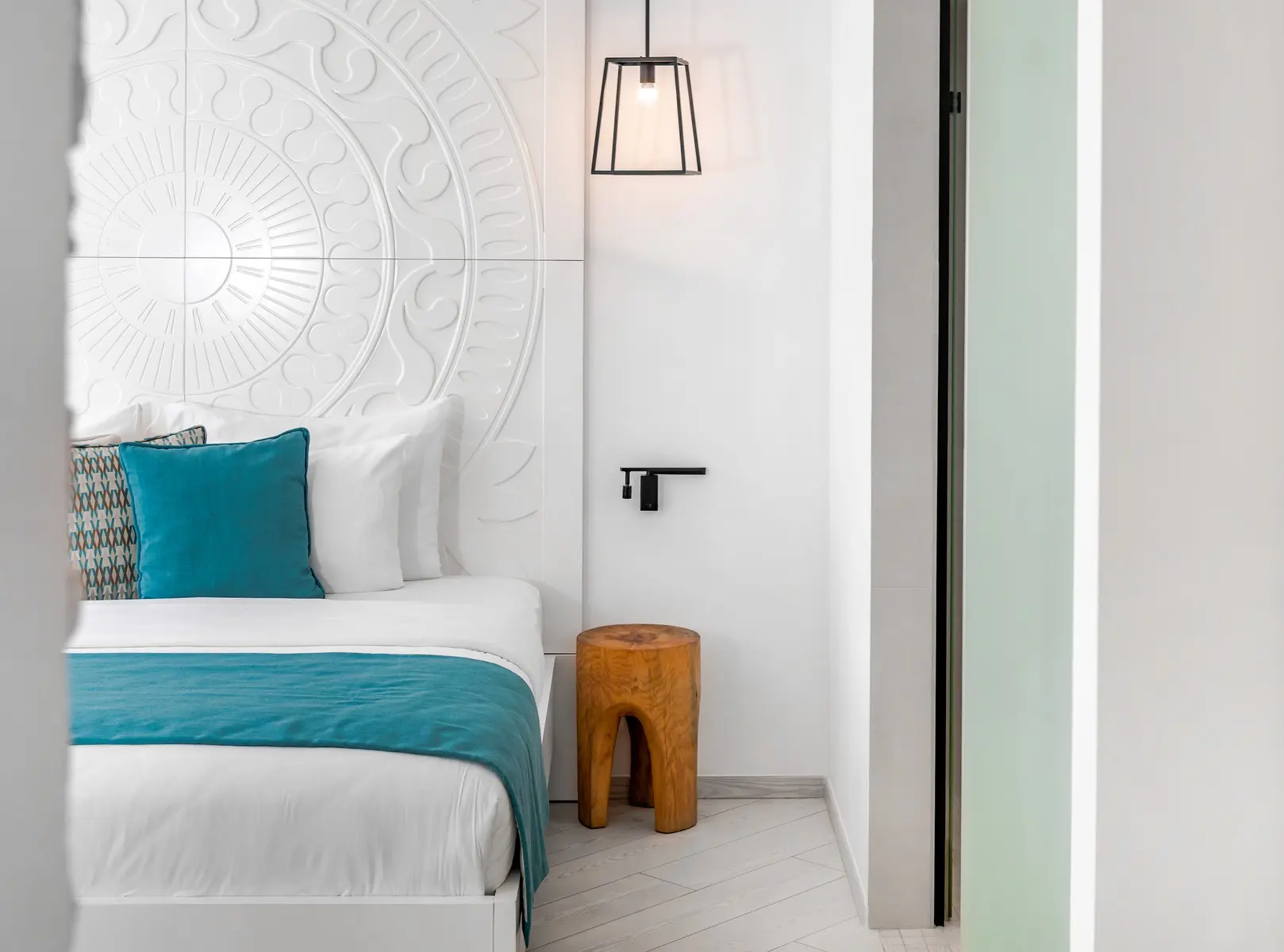 Lazure Marina & Hotel — LAZURE MARINA