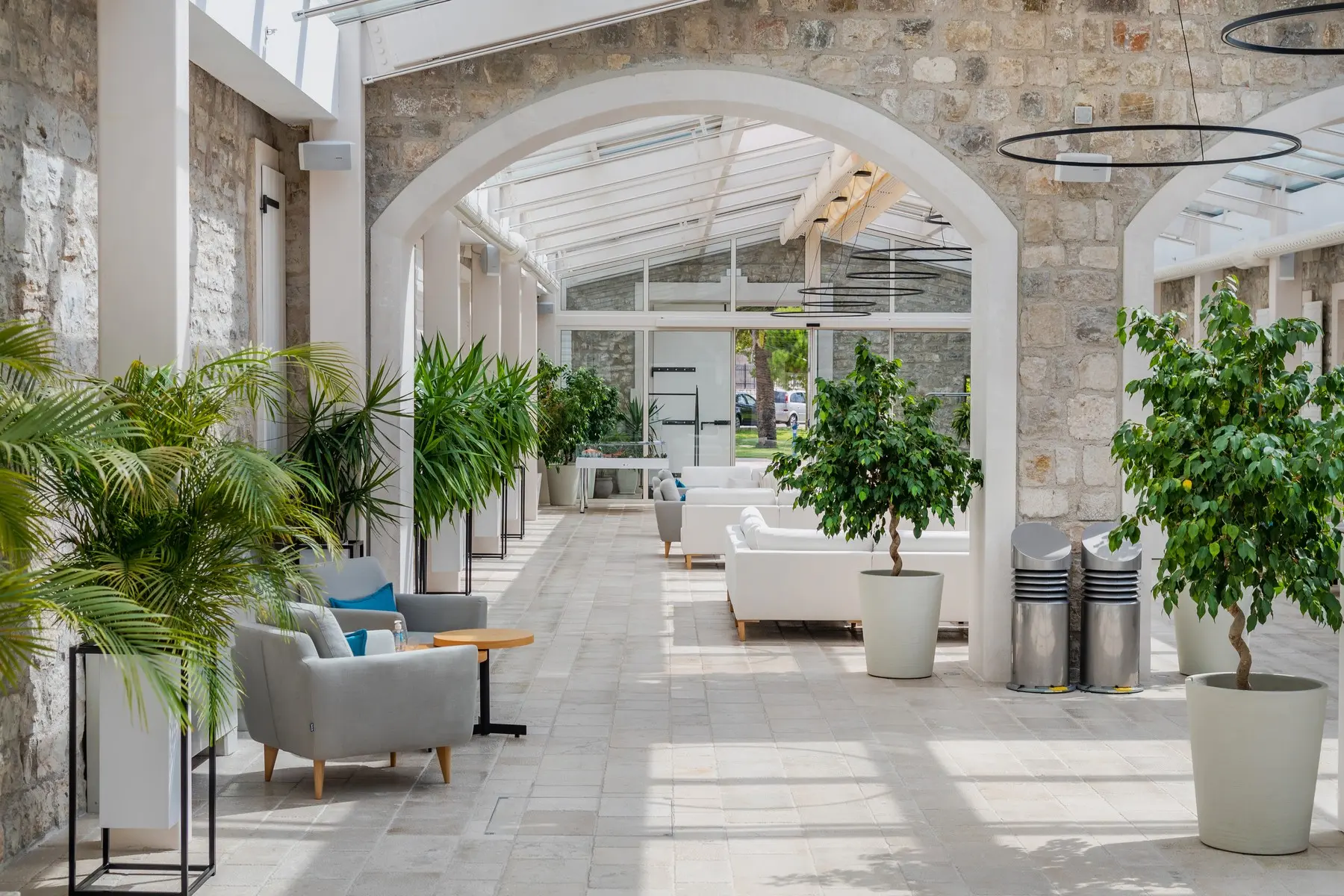 Lazure Marina & Hotel — LAZURE MARINA