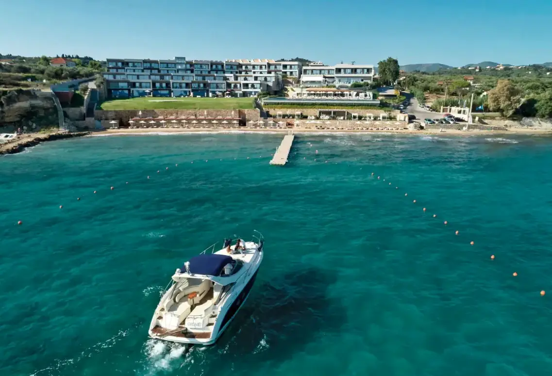 Plaża przy hotelu Lesante Blu Exclusive Beach Resort