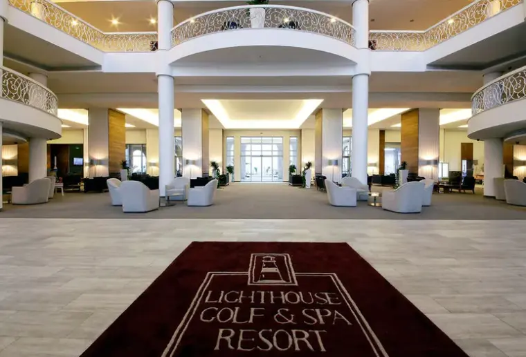 Lobby hotelu Lighthouse Golf & Spa Resort