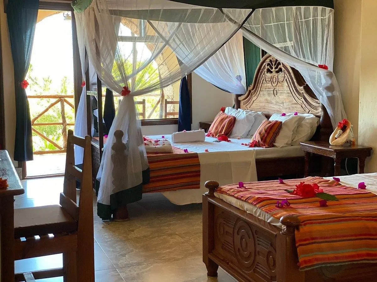 Palumbo Waves Resort — PALUMBO KENDWA