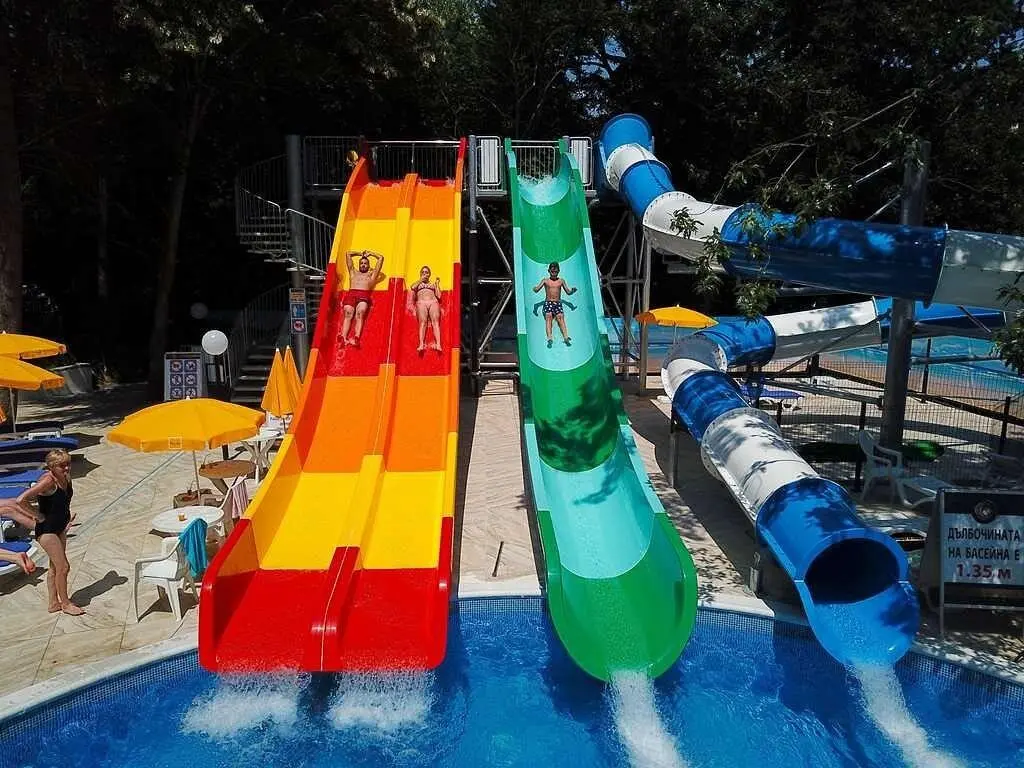 Prestige Deluxe Aquapark — PRESTIGE DELUXE AQUAPARK CLUB