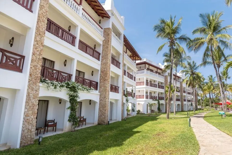 PrideInn Paradise Beach Resort — PRIDEINN PARADISE BEACH