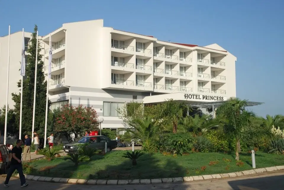 Princess — PRINCESS