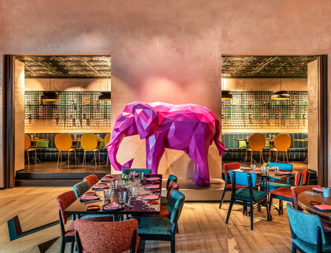 Restauracja i jedzenie w hotelu Rixos Gulf Hotel Doha