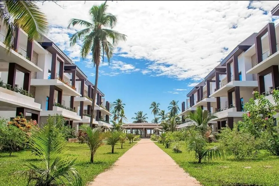 Royal Andilana Resort & Spa — ROYAL ANDILANA RESORT & SPA