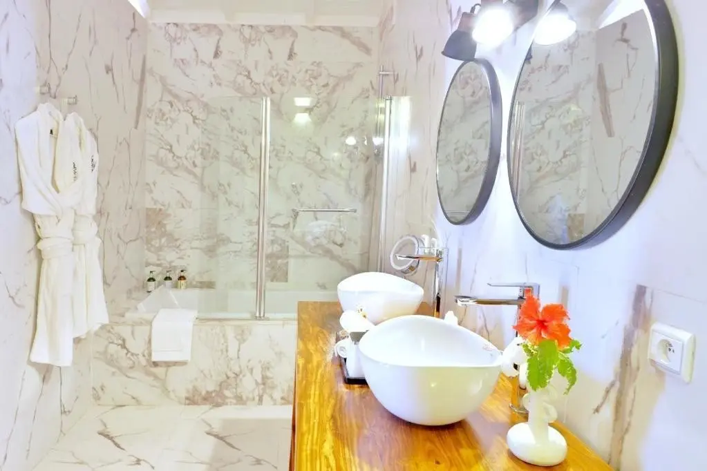 Royal Andilana Resort & Spa — ANDRIANA RESORT & SPA